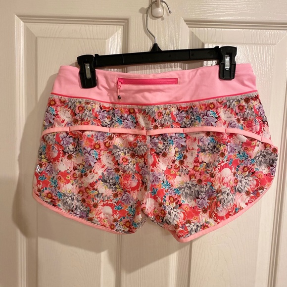 Lululemon Speed Short Flowabunga Bleached Coral 6 - Picture 2 of 7